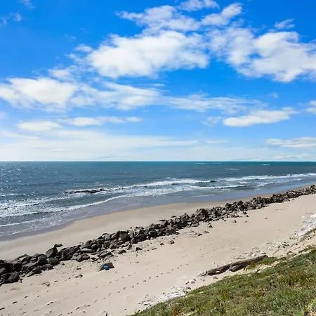 Moana Beachfront Fisherman House - Ocean View Near Porto Feriehus *